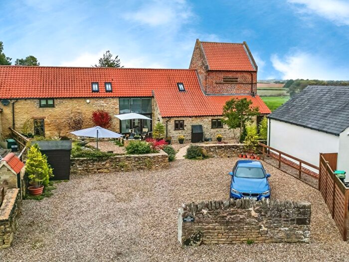 3 Bedroom Semi-Detached House For Sale In Penniment Lane, Mansfield, Nottinghamshire, NG19