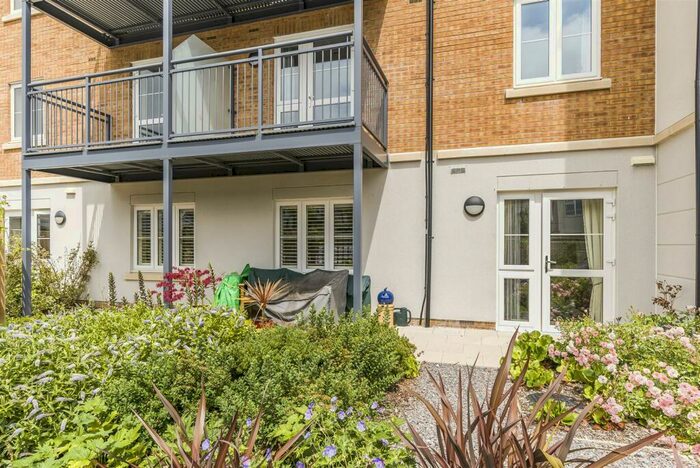 2 Bedroom Retirement Property For Sale In Casterbridge Court, Dorchester, Dorset, DT1