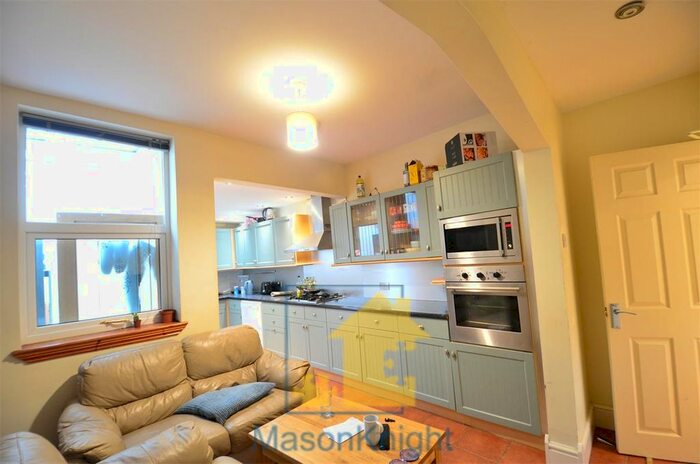 4 Bedroom Terraced House To Rent In Lottie Road, Selly Oak, Birmingham, B29