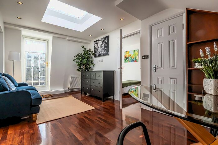 1 Bedroom Flat To Rent In York Street, London, W1H