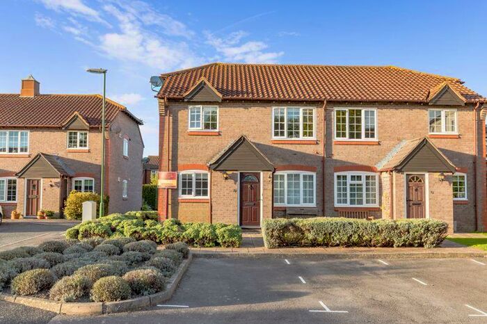 2 Bedroom Maisonette To Rent In Market Field, Steyning, BN44