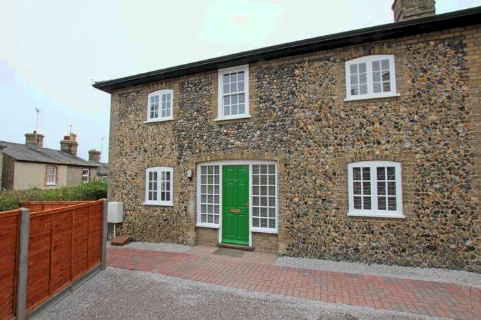 2 Bedroom Semi-Detached House To Rent In Mill Hill, Newmarket, CB8