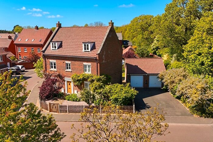 5 Bedroom Detached House For Sale In Pelargonium Drive, Wymondham, NR18