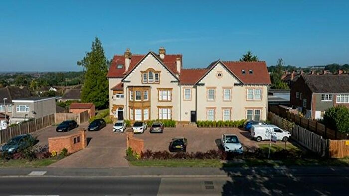 2 Bedroom Apartment To Rent In Kettering Road, Spinney Hill, Northampton, NN3