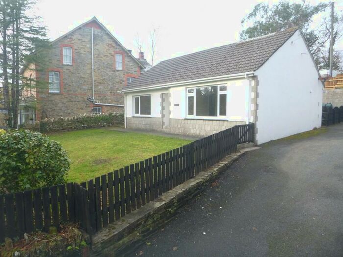 2 Bedroom Detached Bungalow To Rent In Victoria Road, Camelford, PL32