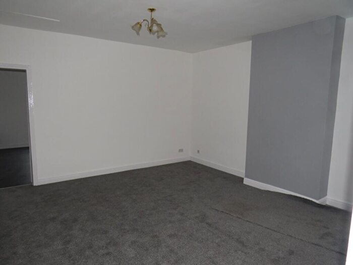 1 Bedroom Flat To Rent In Owston Road, Carcroft, Doncaster, DN6