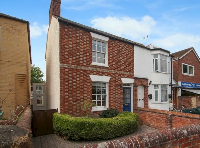 2 Bedroom Semi-Detached House To Rent In Banbury Road, Oxford, OX2