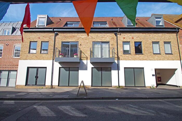 2 Bedroom Apartment For Sale In St. Martins Street, Wallingford, OX10