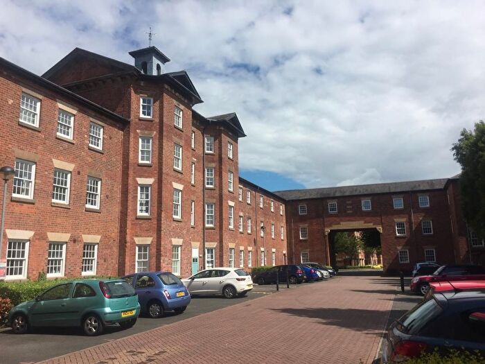 2 Bedroom Apartment To Rent In Nightingale Close, Chesterfield, S41