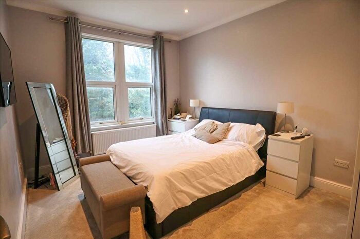 2 Bedroom Flat To Rent In Brighton Road, Purley, CR8