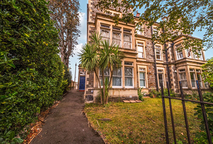2 Bedroom Apartment For Sale In Redland Road, Bristol, BS6