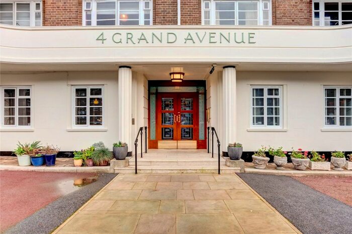 1 Bedroom Apartment To Rent In Grand Avenue, Hove, East Sussex, BN3