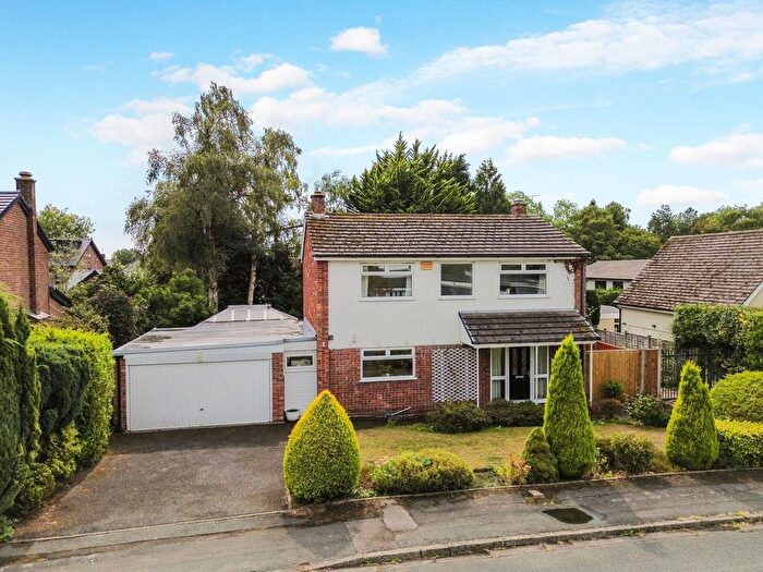 4 Bedroom Detached House For Sale In Redesmere Drive, Alderley Edge, SK9