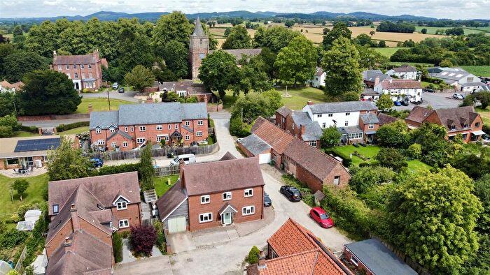 4 Bedroom Detached House For Sale In Kyrle Acre, The Village, Dymock, GL18