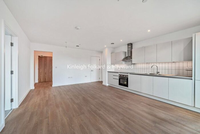 2 Bedroom Flat To Rent In Tide Street, Barking, IG11