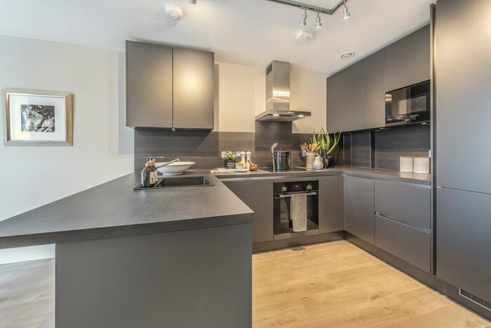 1 Bedroom Flat To Rent In Plassy Road Catford, SE6