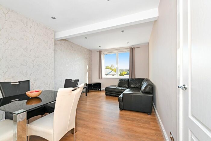 2 Bedroom Flat To Rent In Prestonfield Crescent, Prestonfield, Edinburgh, EH16