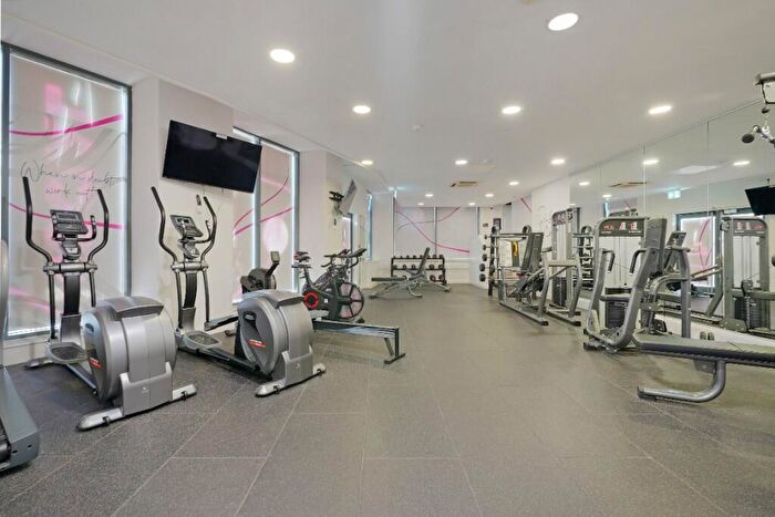 2 Bedroom Apartment To Rent In West One Apartments, Fitzwilliam Street, Sheffield, S1