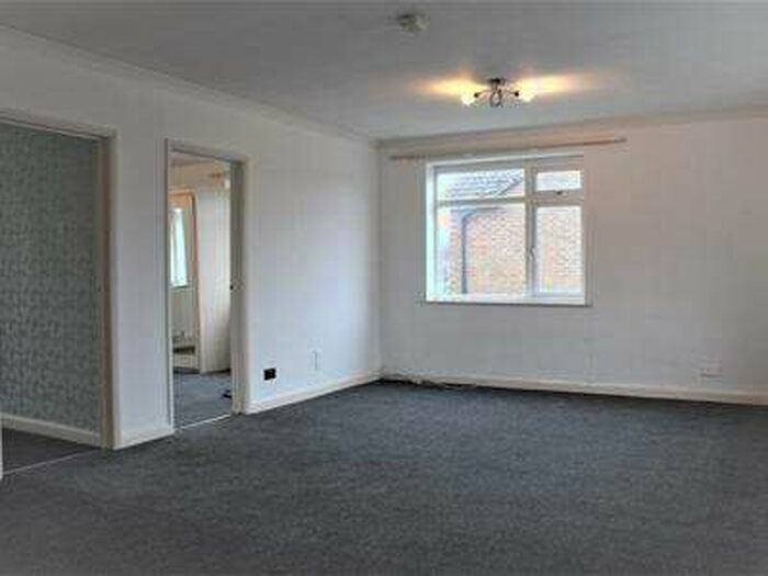 2 Bedroom Flat To Rent In Victoria Road, Ruislip, HA4