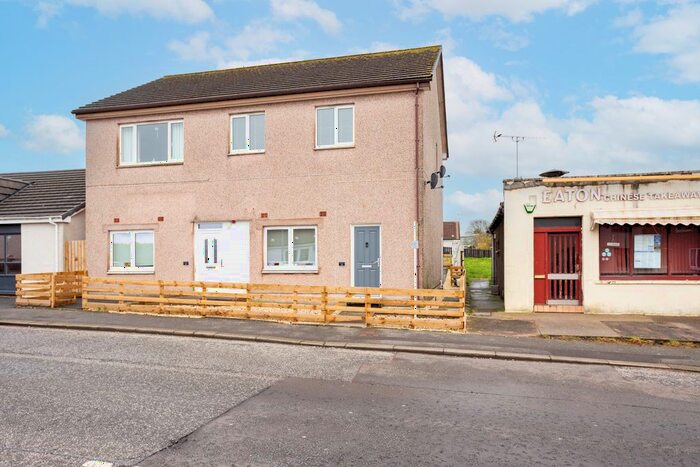 3 Bedroom Flat For Sale In Auchencrieff Road, Locharbriggs, Dumfries, DG1