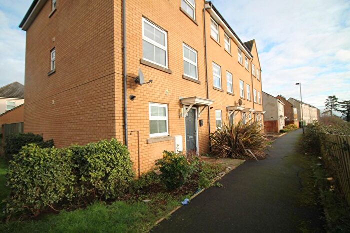 3 Bedroom Property To Rent In Broad Croft, Patchway, Bristol, BS34
