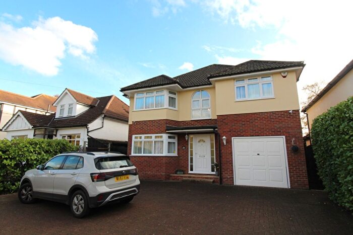 4 Bedroom Detached House To Rent In Chelmsford Road, Shenfield, CM15