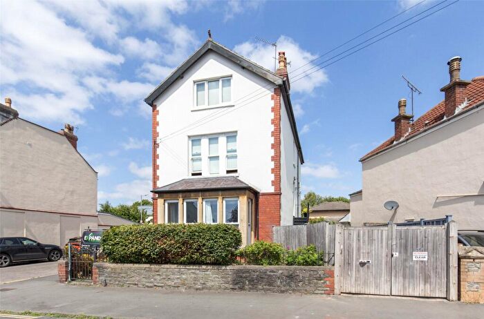 3 Bedroom Maisonette For Sale In Howard Road, Westbury Park, Bristol, BS6