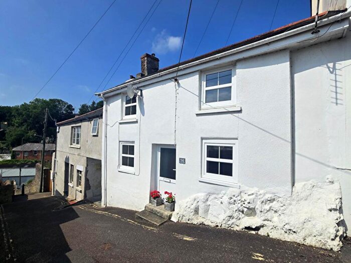 3 Bedroom Terraced House For Sale In Bull Hill, Bideford, EX39