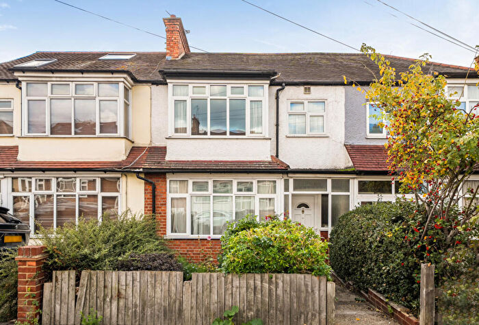 3 Bedroom Terraced House For Sale In Leafield Road, Sutton, SM1
