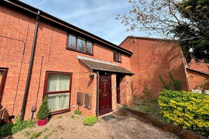 2 Bedroom Maisonette To Rent In Alders Green, Gloucester, GL2