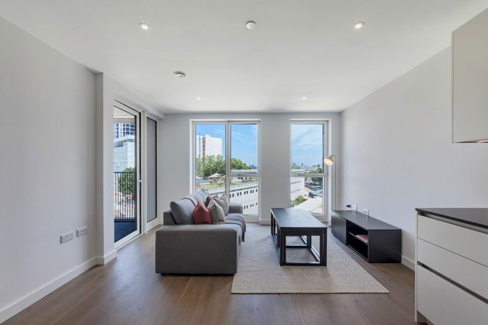 1 Bedroom Flat To Rent In Elephant Park, Deacon Street, Elephant Amp; Castle, London, SE17