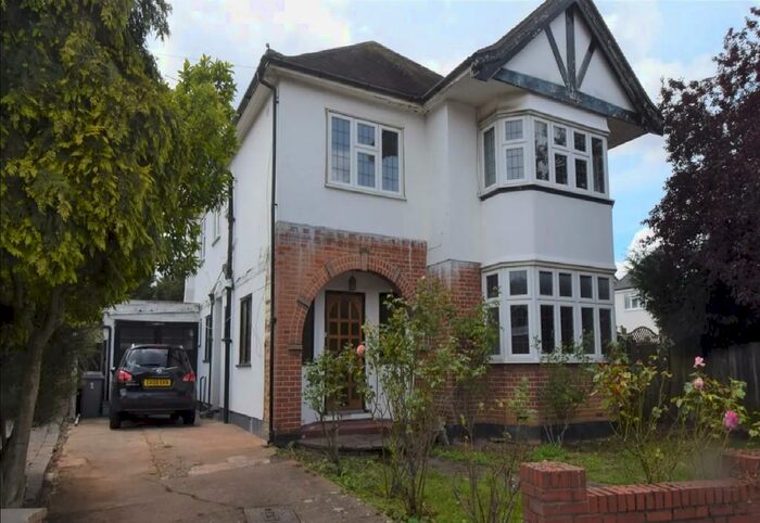 4 Bedroom Detached House To Rent In Amery Road, Harrow, HA1