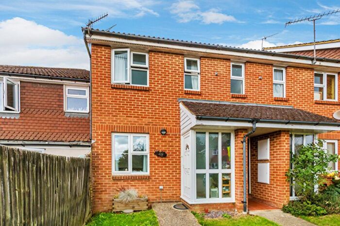 1 Bedroom Maisonette To Rent In Markham Road, Dorking, RH5
