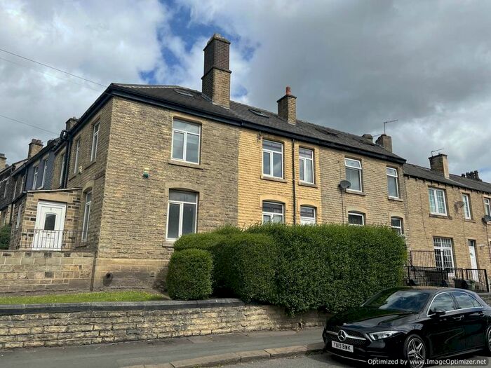 4 Bedroom Terraced House To Rent In Victoria Road, Lockwood, Huddersfield, West Yorkshire, HD1
