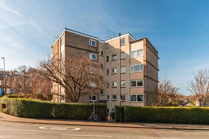 3 Bedroom Flat For Sale In Blackford House, Charterhall Grove, Edinburgh, EH9