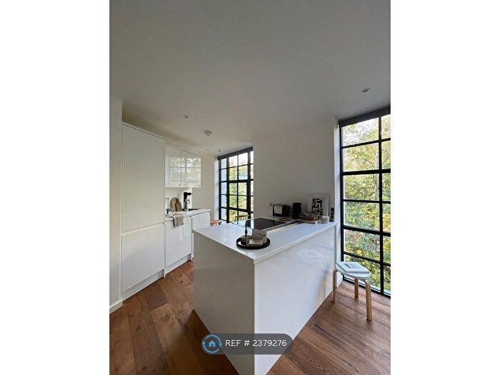 1 Bedroom Flat To Rent In The Tannery, Godalming, GU7