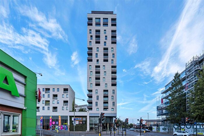 2 Bedroom Flat For Sale In Everly House, Capitol Way, London, NW9
