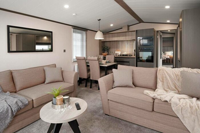 2 Bedroom Lodge For Sale In Neasham Road, Darlington, DL2