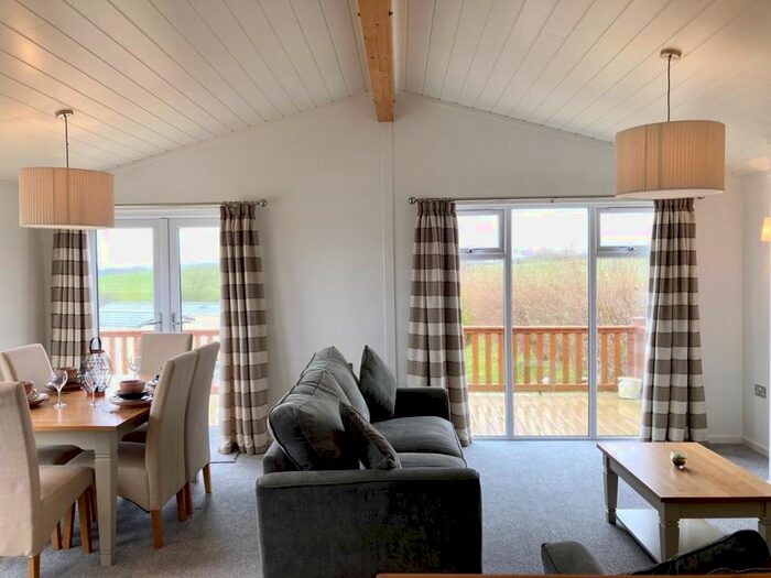 3 Bedroom Mobile/park Home For Sale In Todber Valley Holiday Park, Gisburn, Clitheroe, BB7