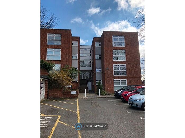 2 Bedroom Flat To Rent In Moulton Rise, Luton, LU2