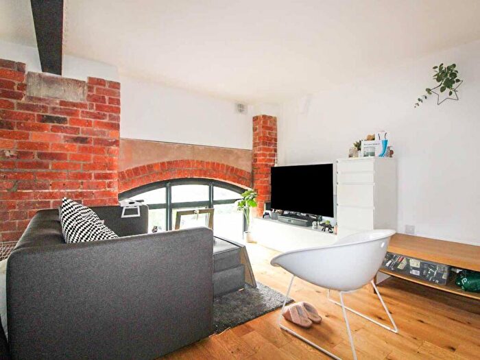 1 Bedroom Apartment To Rent In Elisabeth Mill, Elisabeth Gardens, Stockport, SK5