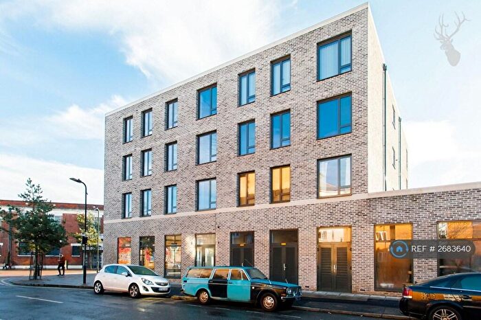 2 Bedroom Flat To Rent In Prince Edward Road, London, E9