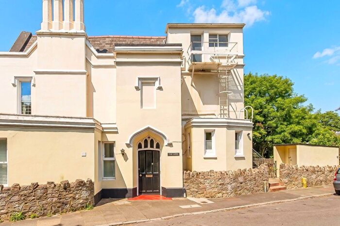 2 Bedroom Flat For Sale In The Lawn, Lower Woodfield Road, Torquay, TQ1