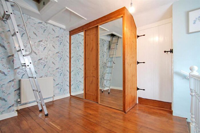 2 Bedroom Cottage For Sale In High Street, Ringstead, NN14