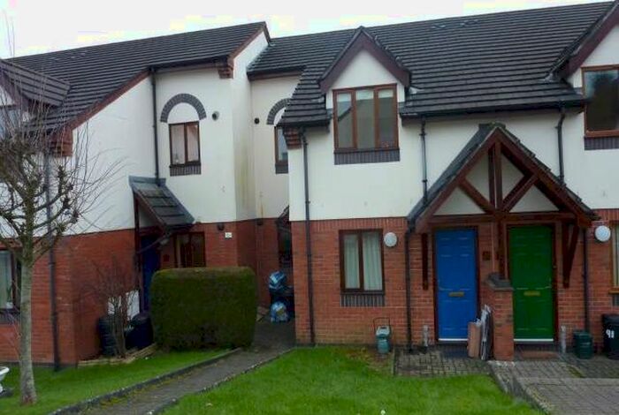 2 Bedroom Flat To Rent In Waun Burgess, Carmarthen, SA31