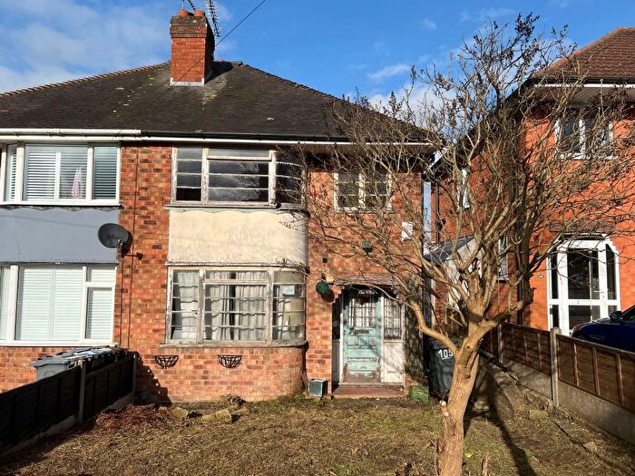 3 Bedroom Semi Detached House For Sale In Nigel Avenue, Northfield, Birmingham, B31