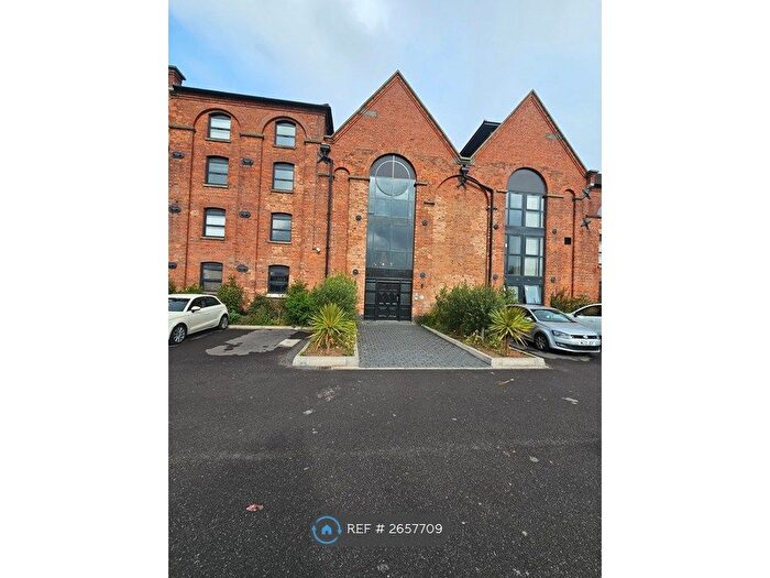 2 Bedroom Flat To Rent In The Maltings, Burton-On-Trent, DE14