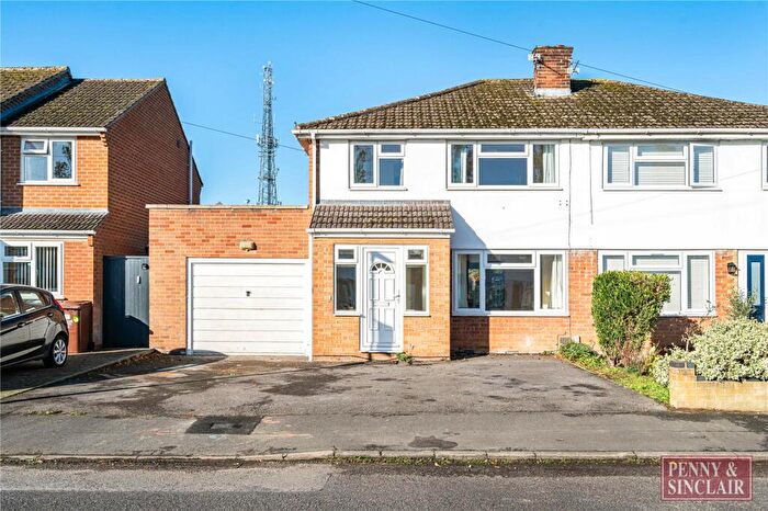 3 Bedroom House To Rent In Cromwell Road, Kidlington, OX5