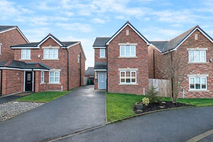 3 Bedroom Detached House For Sale In Newark Close, Blackrod, Bolton, BL6