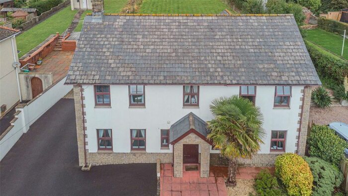 6 Bedroom Detached House For Sale In Water Street, Kidwelly, Carmarthenshire, SA17